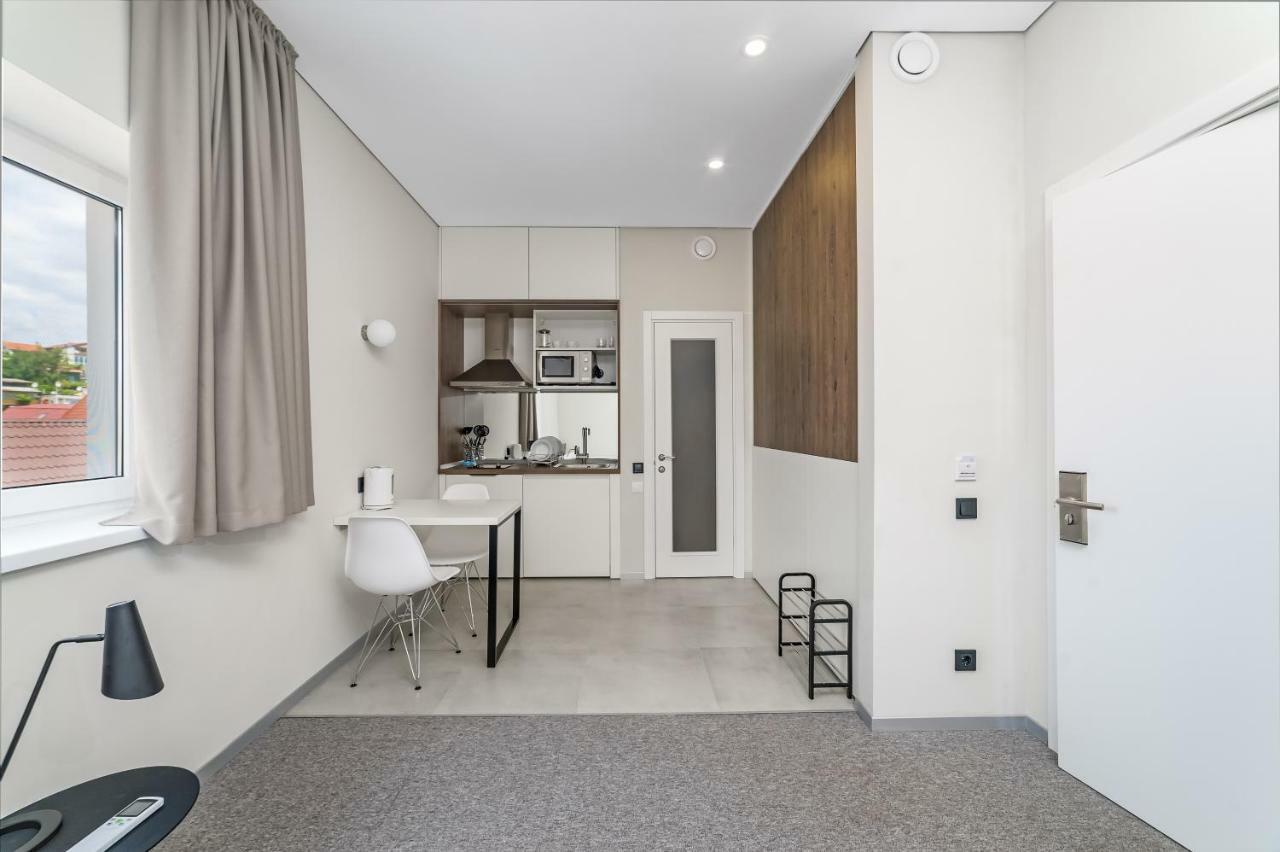 Apartment Poseidon Deluxe перша лінія з басейном *