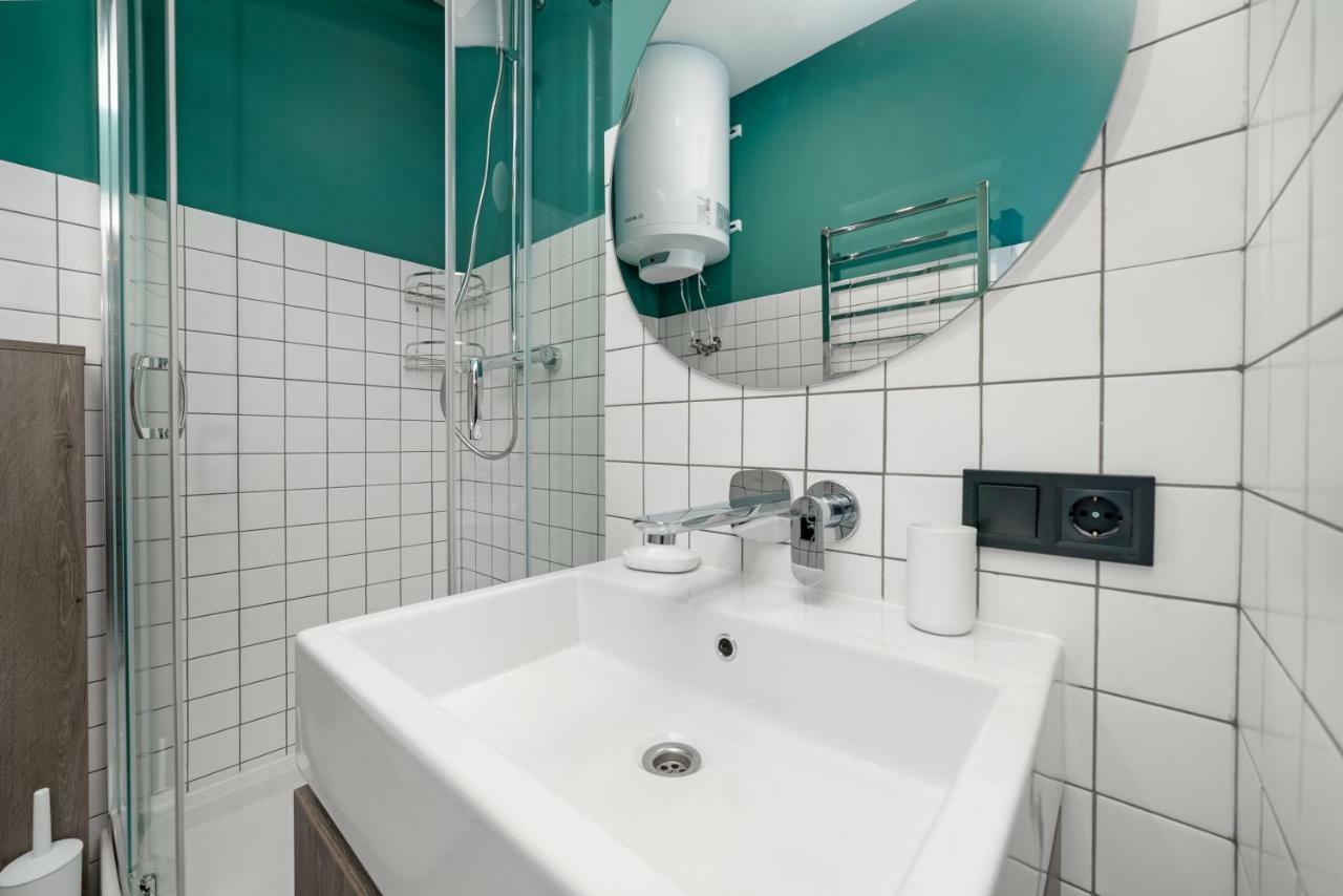 Poseidon Deluxe перша лінія з басейном Odesa